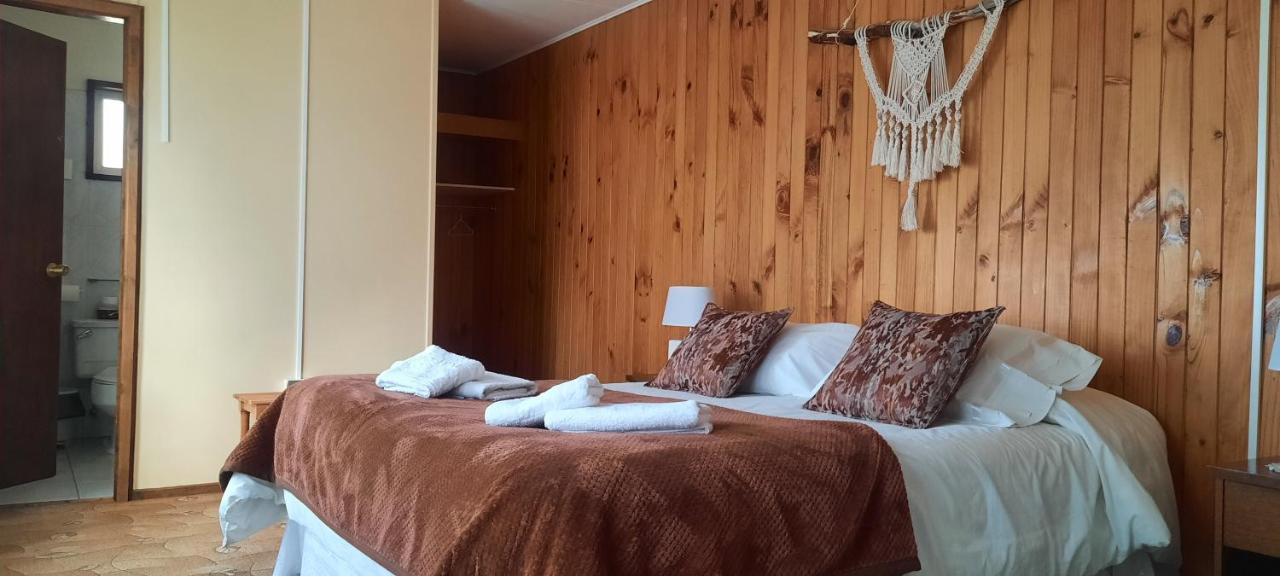 Hostal Los Pinos Puerto Natales Zewnętrze zdjęcie